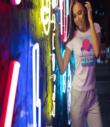 teelaunch T-shirt Miami Beach Retro-Style Souvenir Women's T-Shirt